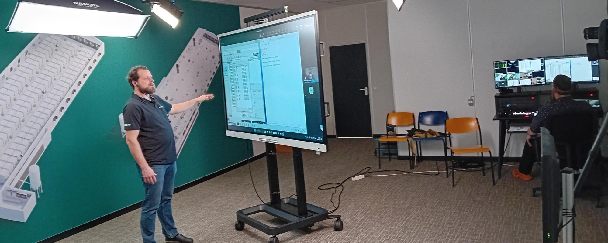 New multi-purpose instruction room