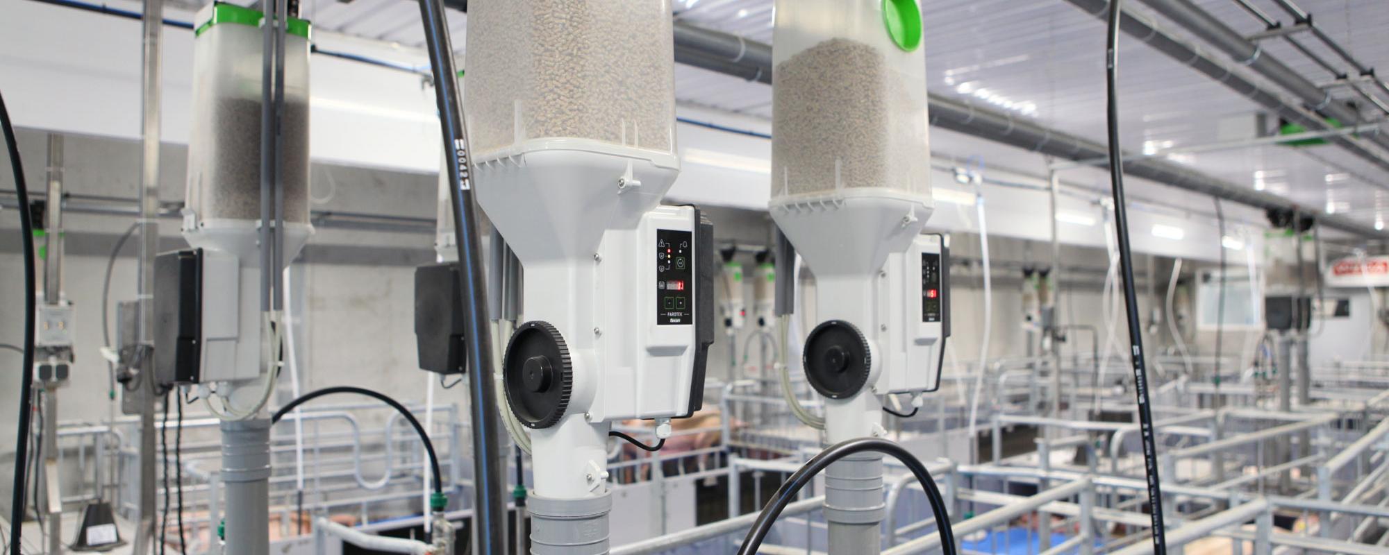 Yoshimoto Agri introduces FaroTek farrowing feeding system in Japan